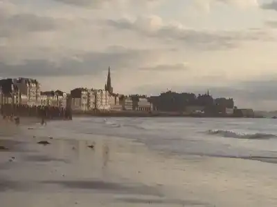 Kyriad Saint Malo Centre Plage - 28
