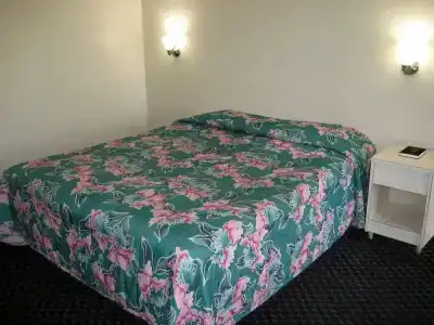 Hollywood La Brea Inn - 67
