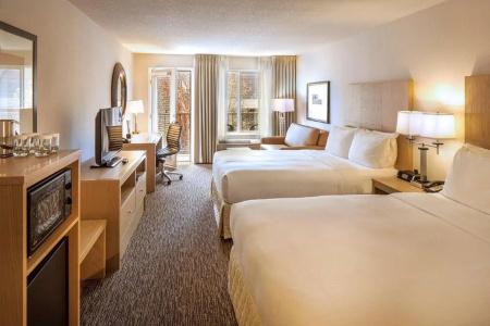 DoubleTree by Hilton - 74