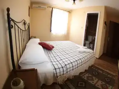 Tuncay Pension - 61