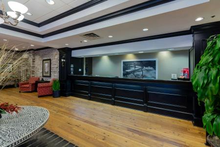 Hampton Inn Savannah Historic District - 1