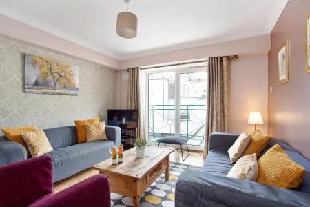 Drury Court - 40