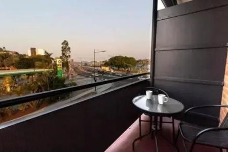 Kingsford Riverside Inn - 23