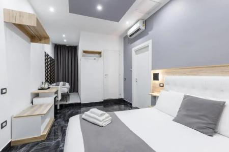 Bella Napoli Suites - 41