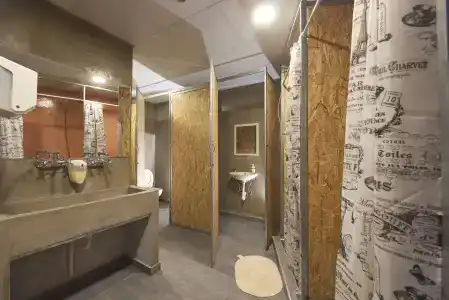 Bedbox Hostel - 8