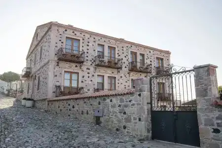 Cunda Labris - 0