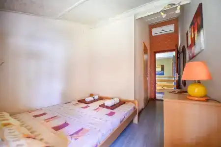 San Art Floating Hostel & - 15