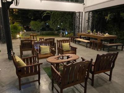 Nornlamphun Boutique - 15