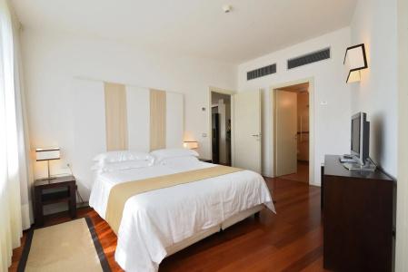 Eden Rock Resort - 5