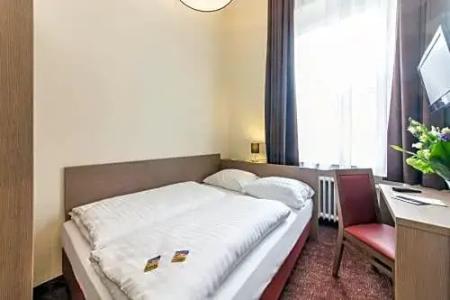 Maxim Düsseldorf City - 36