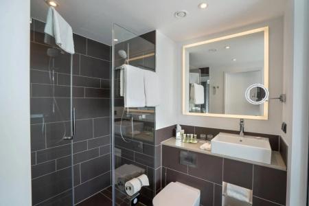 Courtyard by Marriott Wolfsburg - 8