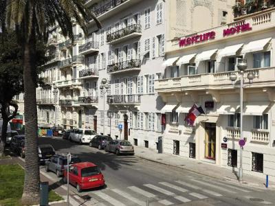 Mercure Nice Marché Aux Fleurs - 24