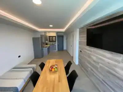 Ostria - 83