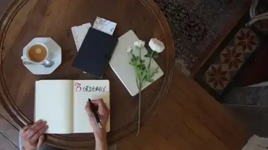 L'Invitation au Voyage - 18