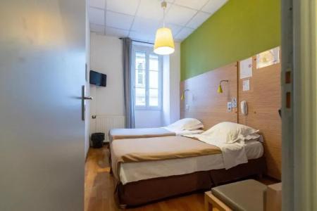 Hôtel Edmond Rostand - 76