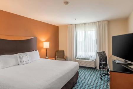 Fairfield Inn & Suites by Marriott - 28