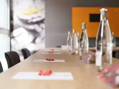 Ibis Tours Centre Giraudeau - 11