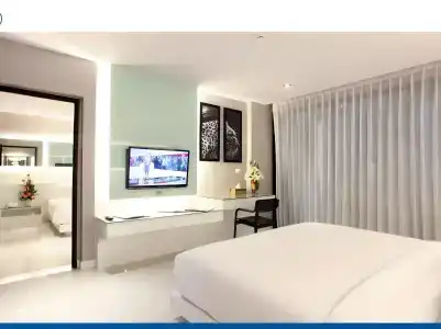 Serenotel Pattaya - 35