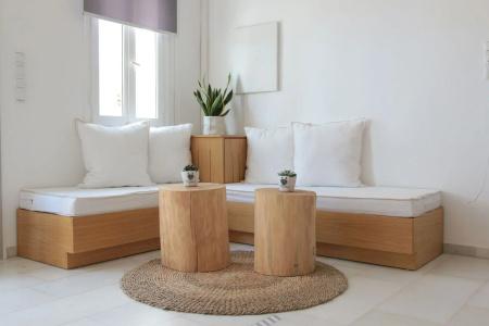 Parian Lithos Residence - 2
