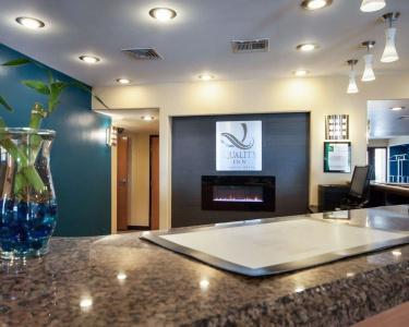 Quality Inn Airport East - 13
