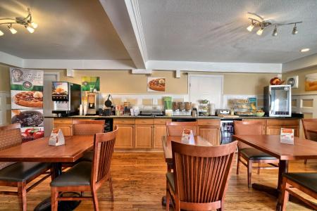 Quality Inn - 23