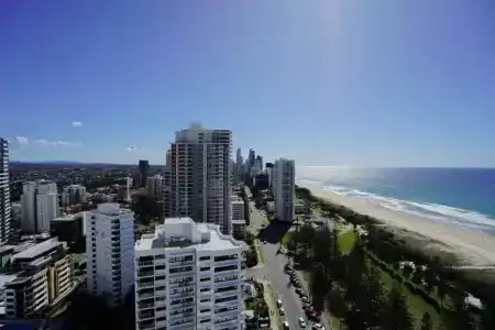 Ultiqa Air On Broadbeach - 301