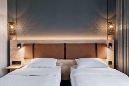 Moxy Duesseldorf South - 21