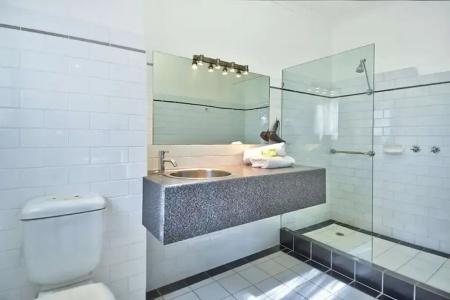 Best Western Motor Inn & Serviced - 79