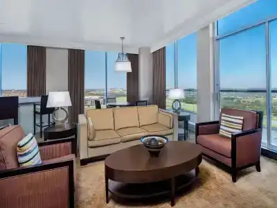 Renaissance Dallas North - 42