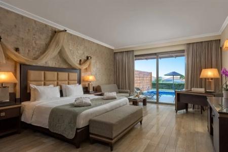 La Marquise Luxury Resort Complex - 5