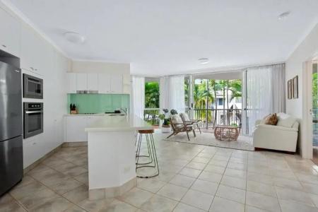 Noosa Tropicana - 35