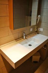 Marbel - 8