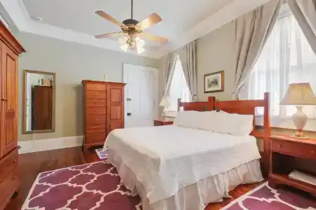 Elysian Fields Inn - 6
