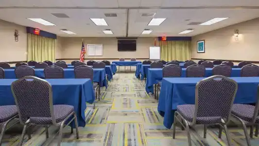 Best Western InnSuites Tucson Foothills & Suites - 20