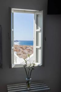 Vrachia Studios & - 104