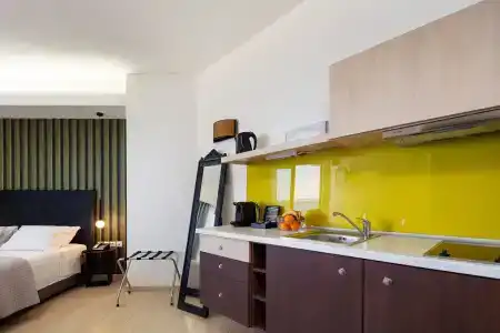 Steris Elegant Beach & - 208