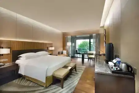 Hilton Wuhan Optics Valley - 56
