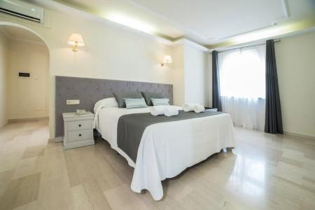Grand Palladium Santa Eulalia del Río - 2