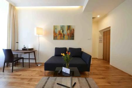 HiLight Suites - 104