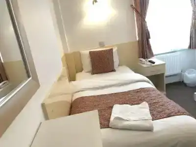 Earls Court - 20