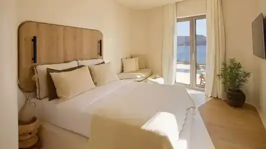 White Pebble Suites - 38