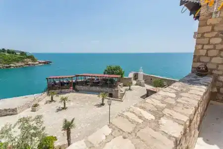 Kulla e Balshajve - 22