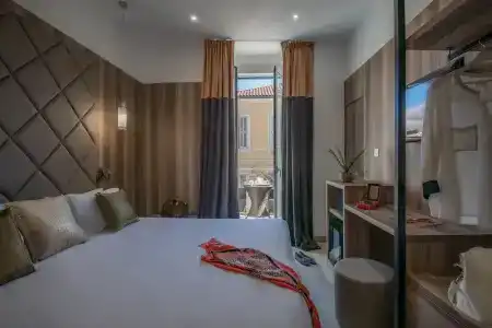 Golden Tulip Cannes De Paris - 69
