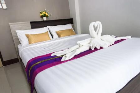 Thana Residence Klong 7 - 18