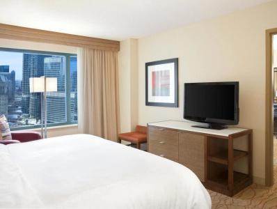 Sheraton Grand Chicago - 63
