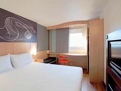 ibis budget Montpellier Sud Près d'Arènes - 4