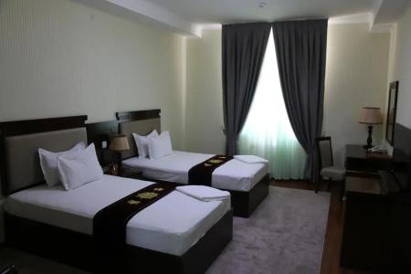 Zargaron Plaza - 74