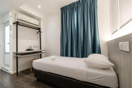 Philip - SG Clean & Staycation Approved - 5