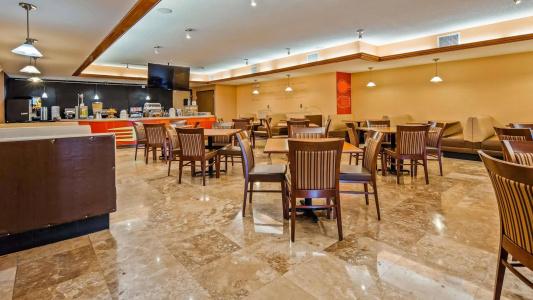 Best Western Plus Henderson - 33