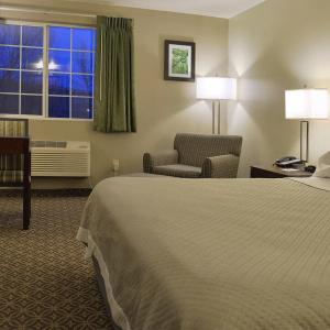 Hilltop Inn by Riversage - 22